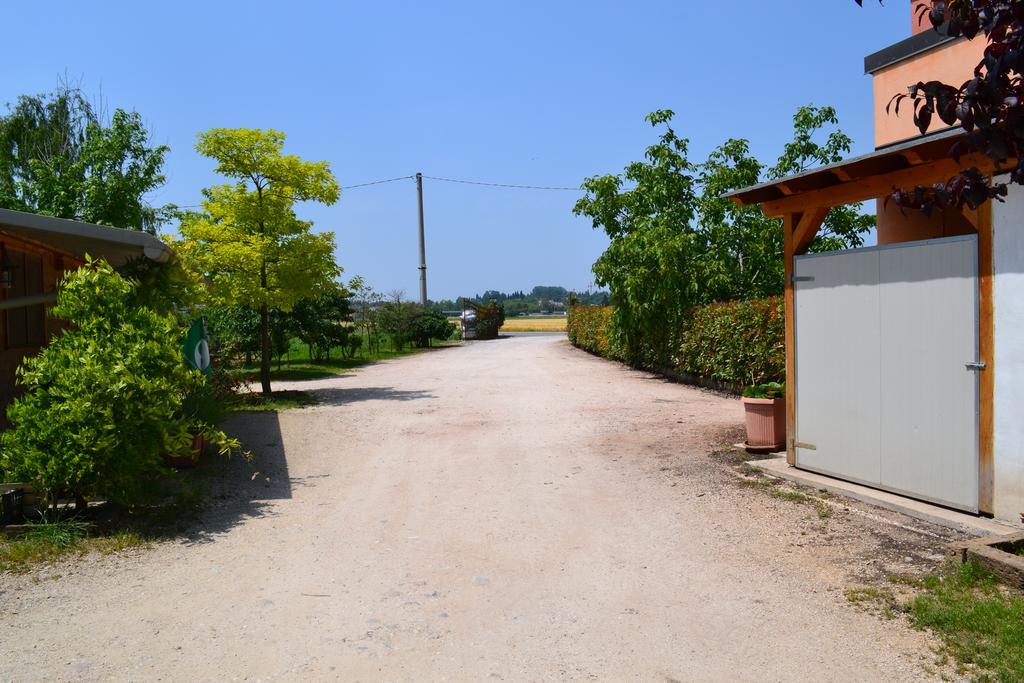 Villa Agriturismo Casa Maria Teresa à Sommacampagna Extérieur photo